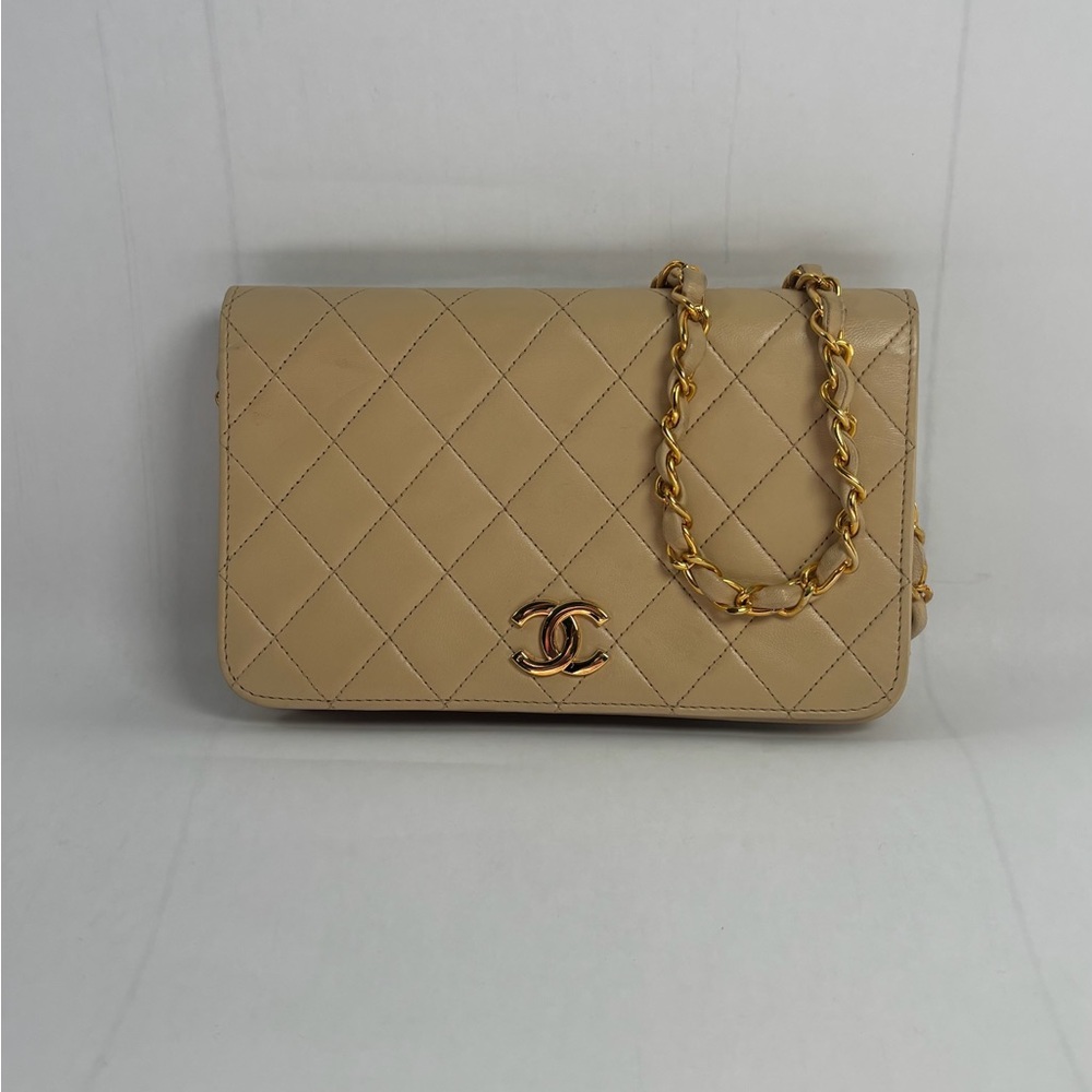 Chanel Wallet On A Chain